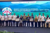 Pemkab Lampung Selatan Terima Penghargaan Penyelenggaraan Statistik Sektoral 2024