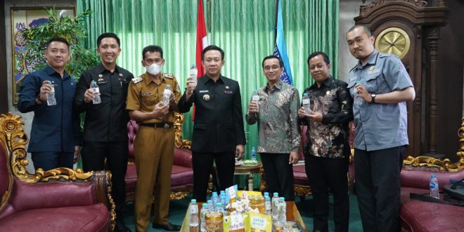 Pj. Bupati Pringsewu Terima Audensi Badan Usaha Milik Daerah (BUMD) Pringsewu