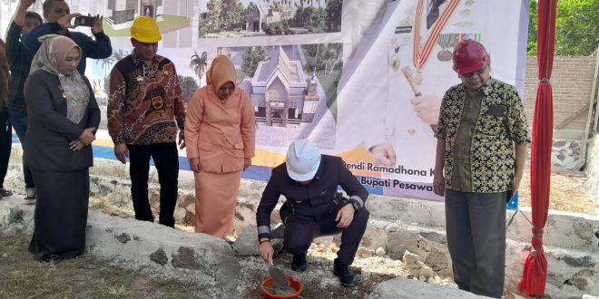 Bupati Dendi Ramadhona Hadiri Peletakan Batu Pertama Pembangunan Masjid Ash- Shihhah RSUD Pesawaran