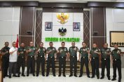 Danrem 043/Gatam Sambut Kunker Tim Pokja Kajian Strategis Sahli Kasad Bidang Sosbudkumham Dan Narkoba