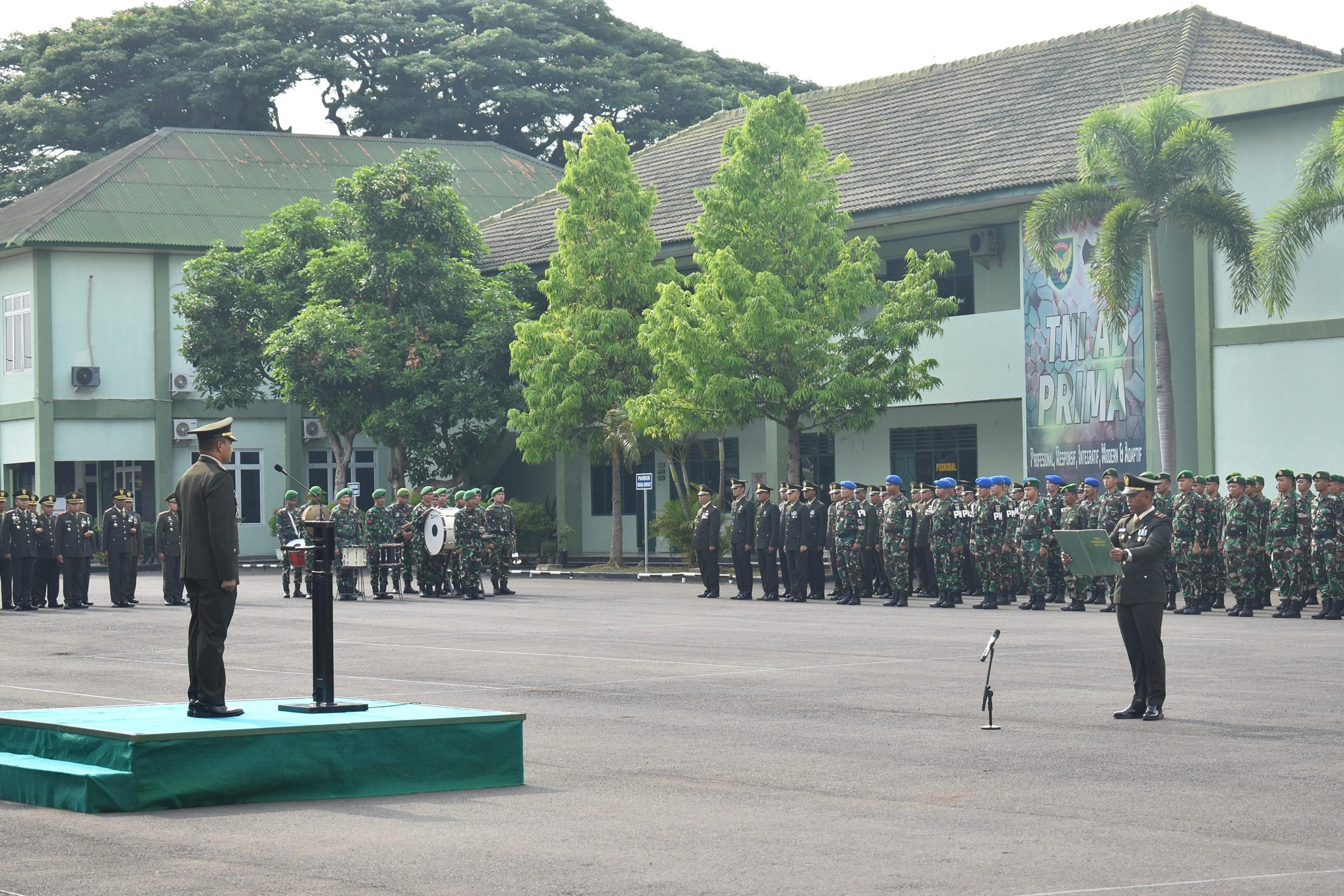 Peringati Hari Pahlawan Tahun 2024, Korem 043/Gatam Gelar Upacara