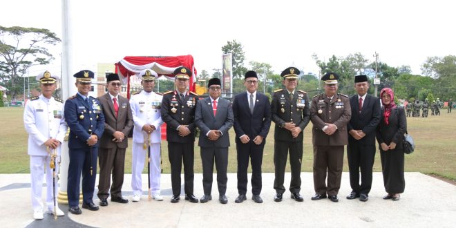 Pj. Gubernur Samsudin Jadi Inspektur Upacara Peringatan Hari Pahlawan ke-79 Tahun 2024
