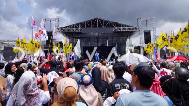 Bernas Yuniarta Bersama Ribuan Simpatisan Pendukung Paslon 02 Siap Jadikan RMD Jadi Gubernur Lampung