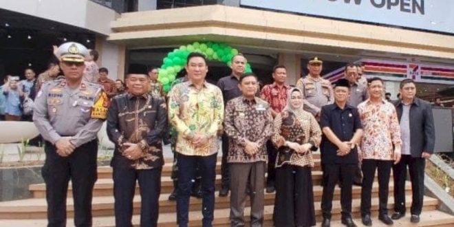 Pjs, Walikota Bandar Lampung Resmikan Karang Indah Mall (KIM)