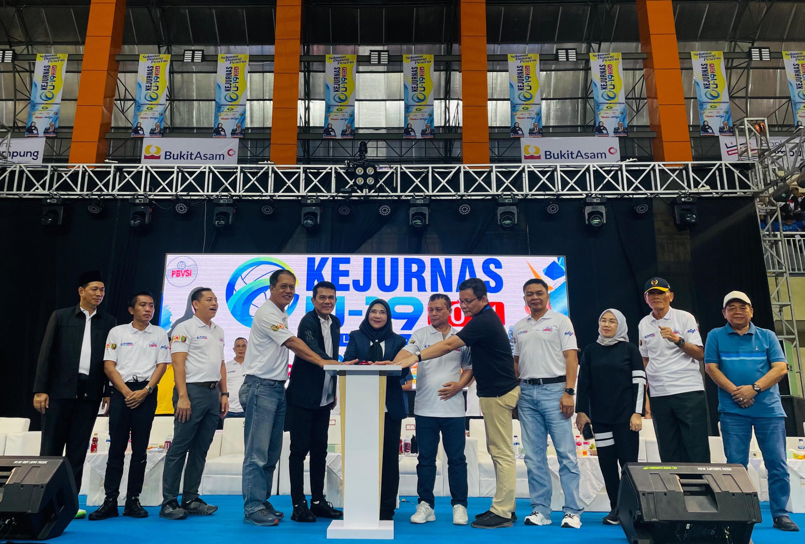 Danrem 043/Gatam Hadiri Pembukaan Kejuaraan Nasional Bola Voli U-19 Tahun 2024