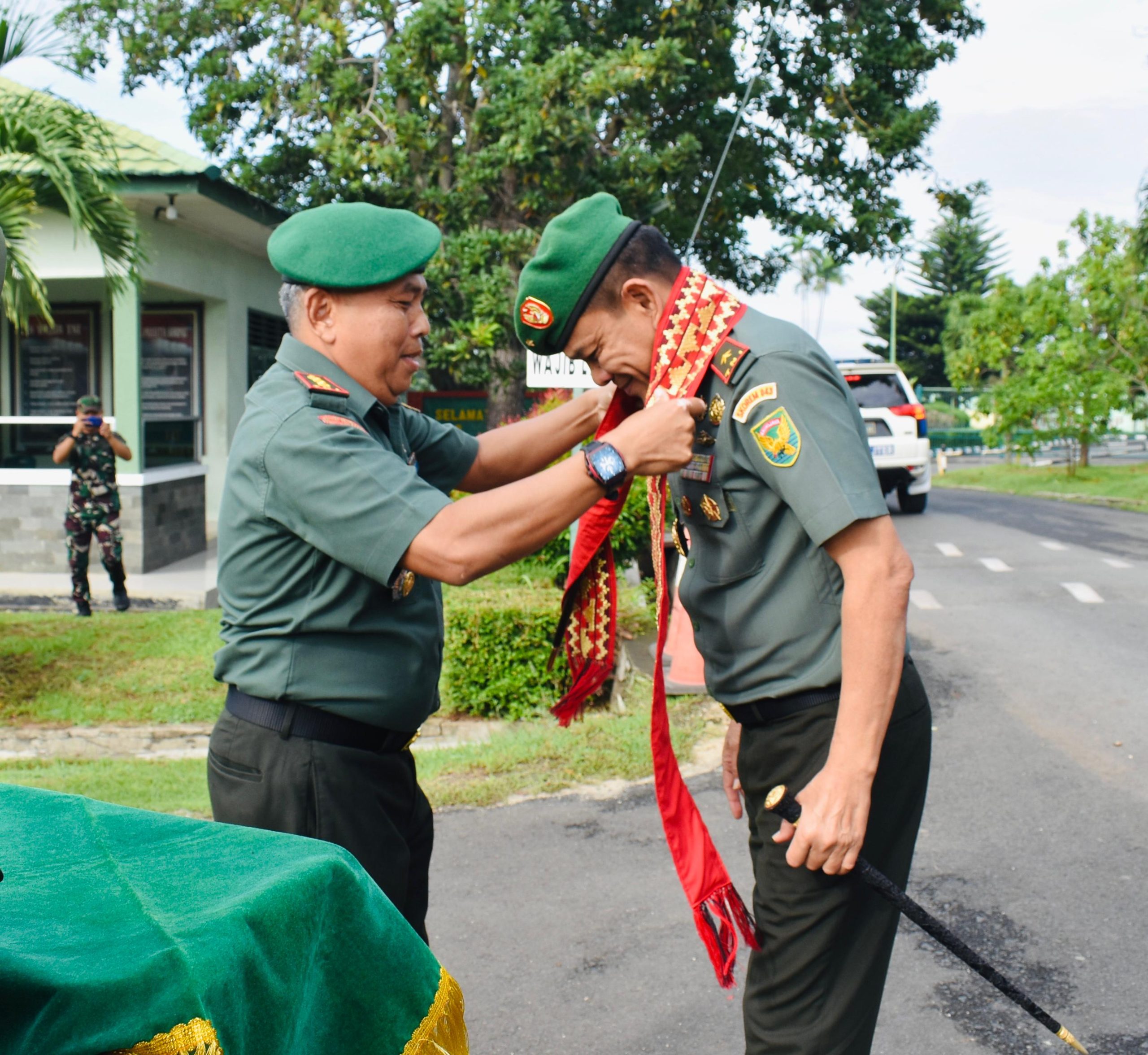 Danrem 043/Gatam Sampaikan Arahan Kepada Prajurit Dan PNS Satdisjan, Pentingnya Disiplin Dalam Setiap Aspek Kehidupan