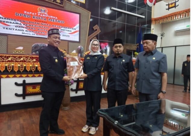 DPRD Kota Metro Paripurna Pengambilan Persetujuan Bersama Raperda APBD Kota Metro Tahun 2025