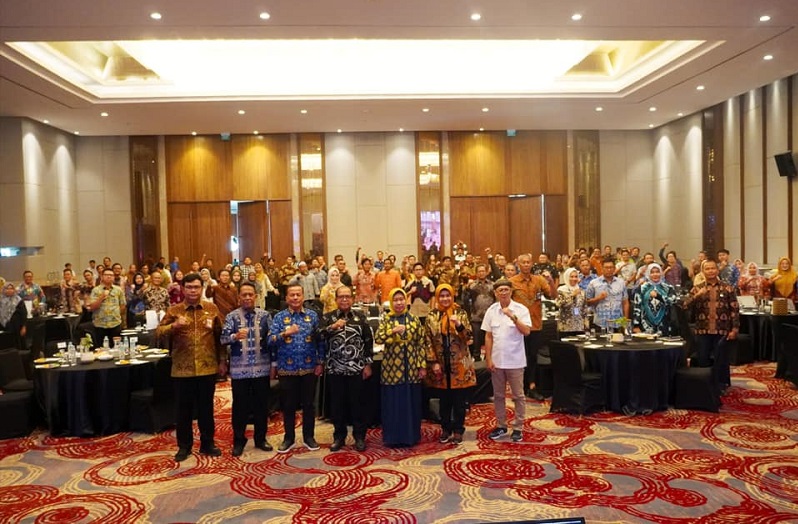 Pj Gubernur Lampung Tekankan Pentingnya Konektivitas Infrastruktur Jalan untuk Ketahanan Pangan dan Energi