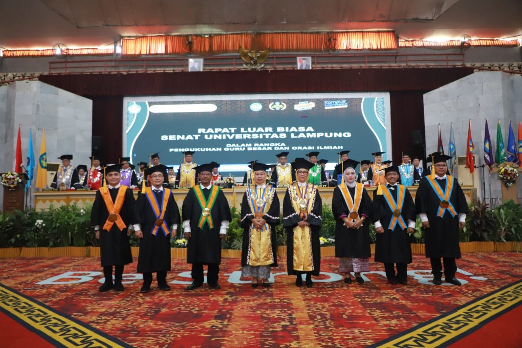 Unila Tambah Enam Guru Besar Baru, Perkuat Posisi Akademik