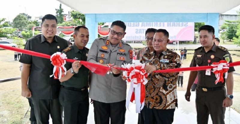 Resmikan Gedung Lalu Lintas Polres Lampung Selatan, Bupati Nanang Ermanto Sekalian Pamit