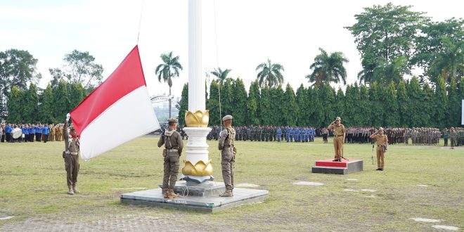 Pj. Sekdaprov Lampung Pimpin Upacara Bulanan, Apresiasi Sinergi Pemda & Forkompinda Jaga Kondusifitas