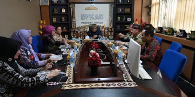 Apresiasi Kinerja BPKAD, Pj. Gubernur Lampung Dorong Inovasi dan Peningkatan SDM