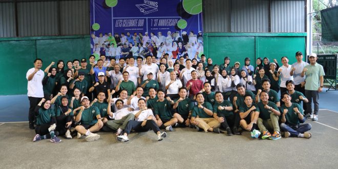 Pj. Gubernur Samsudin Buka Turnamen Tennis dalam Rangka HUT Klub Tennis Yay ke-1 Tahun 2025