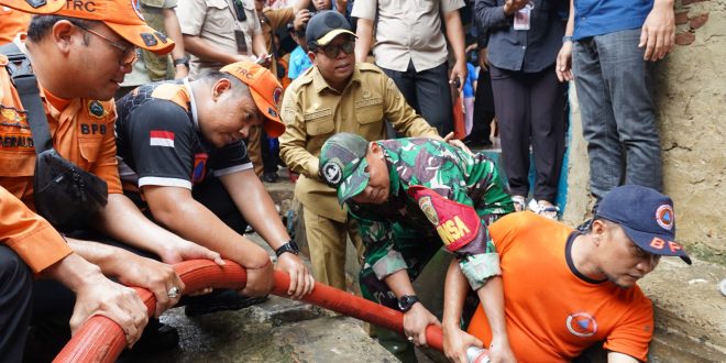 Pj. Gubernur Samsudin dan Gubernur Lampung Terpilih Respon Cepat Tangani Bencana Banjir di Provinsi Lampung