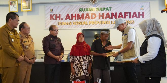 Pj Gubernur Lampung Apresiasi Bantuan Kemensos RI dalam Penanganan Banjir di Lampung