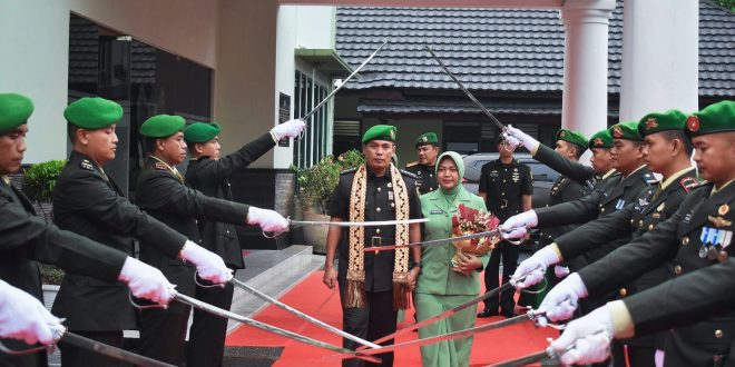 Korem 043/Gatam Gelar Acara Penyerahan Jabatan Kasrem 043/Gatam dan Sertijab Kasipers Kasrem 043/Gatam
