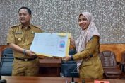 Serah Terima Jabatan Sekretaris DPRD: Momentum Penyegaran dan Peningkatan Kinerja di Lamsel