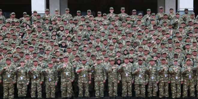 Bambang Berbagi Kisah saat Retret di Akmil Magelang