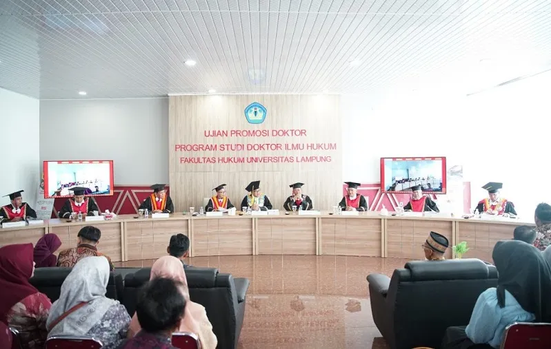 Fakultas Hukum Unila Gelar Ujian Terbuka Promosi Doktor