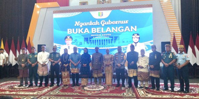 Danrem 043/Gatam Berikan Apresiasi Pelestarian Adat, Tradisi Budaya Lampung