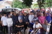 Safari Ramadhan di Kota Metro, Ketua TP PKK Provinsi Lampung Purnama Wulan Sari Mirza, Serahkan Bantuan Sembako, Mesin Jahit, dan Alat Bantu Disabilitas