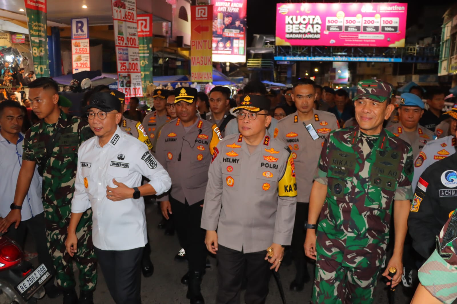 Pastikan Malam Takbiran Idul Fitri 1446 H / 2025 M Berjalan Aman, Danrem 043/Gatam, Bersama Gubernur dan Forkompinda Tinjau Beberapa Titik Pos Pengaman