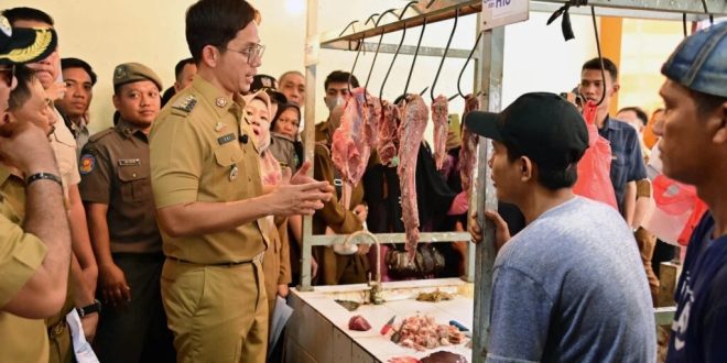 Hari Pertama Kerja Usai Retreat, Bupati Radityo Egi Pratama Langsung Inspeksi ke Pasar Natar