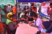Ramadhan Presisi, Polda Lampung Hadirkan Cek Kesehatan Gratis hingga Bagi-bagi Takjil