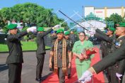 Korem 043/Gatam Gelar Acara Tradisi Penerimaan Warga Baru dan Serah Terima Jabatan.    