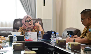 Pj Sekda Intji Indriati Ajak Masyarakat Lamsel Manfaatkan Program Pemutihan Pajak Kendaraan Mulai 1 Mei 2025 hinga 31 Juli