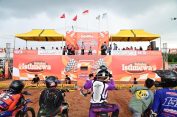 Bupati Egi Buka Motocross-Grasstrack Putaran 1 di Sirkuit WG 99 Margorejo