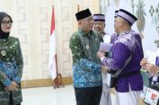 Setiap Jamaah Haji Lampung Terima Uang Saku Rp1 Juta dari Gubernur Mirza