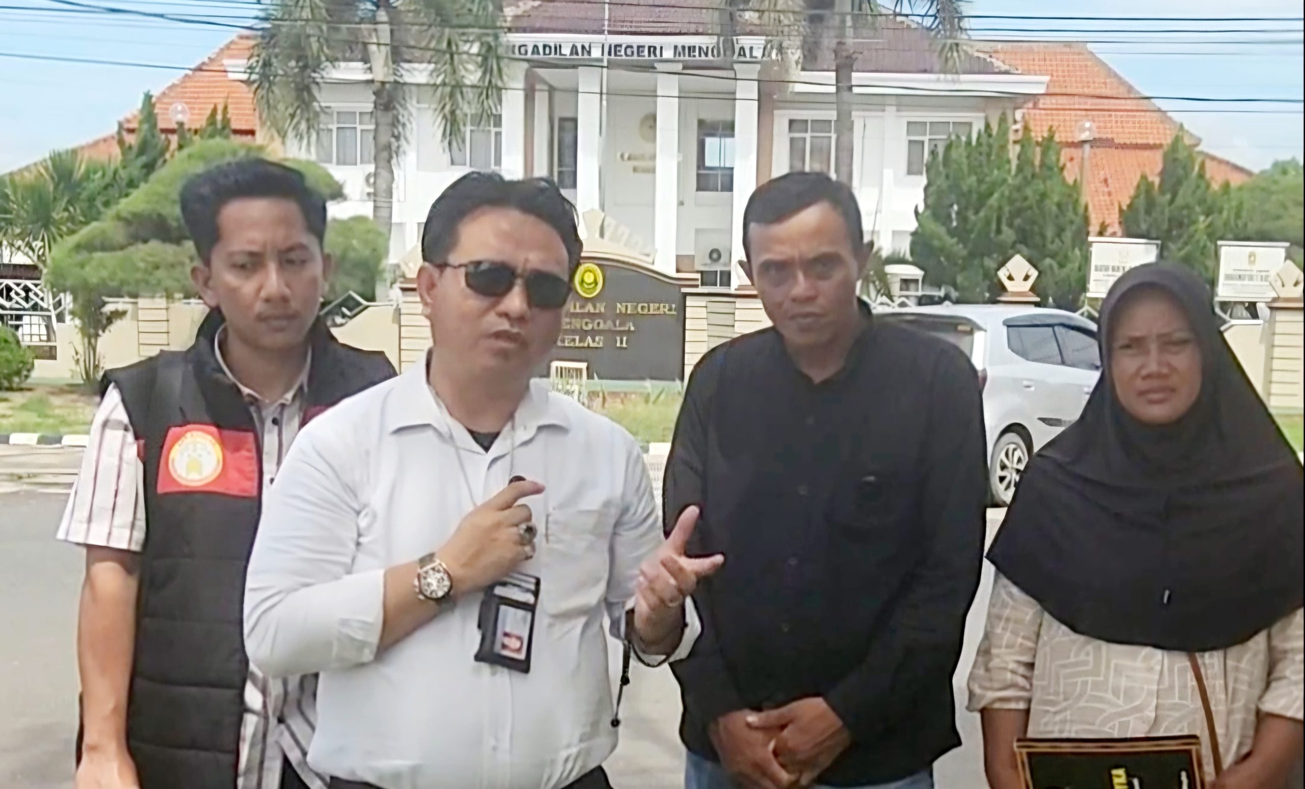 Gindha Ansori Wayka Bakal Gugat BRI, Setelah Nasabah Dipaksa Mengosongkan Rumah dan Agunan Dijual Dibawah Tangan Oleh Oknum?