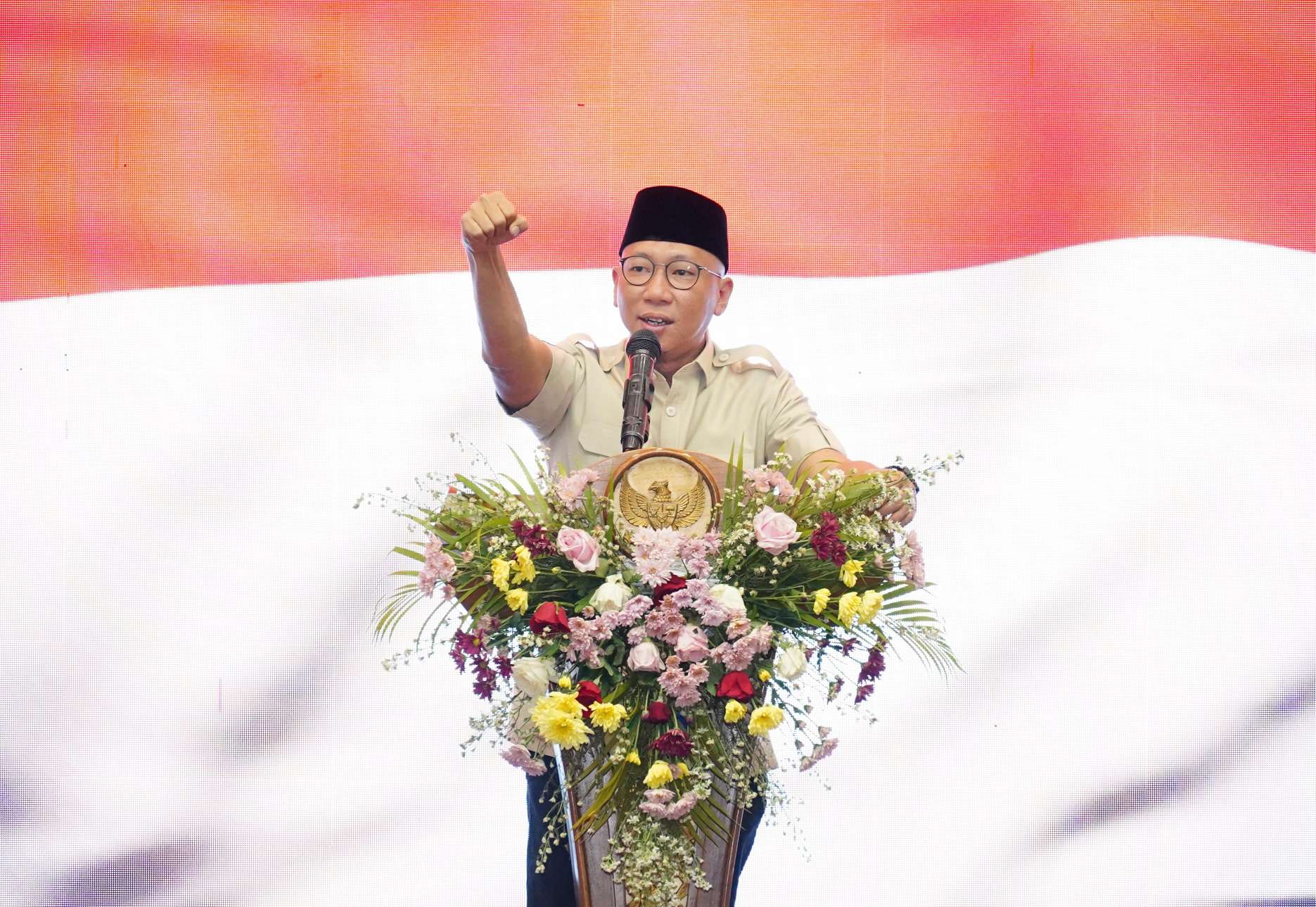 Gubernur Lampung Dampingi Buruh Dengar Janji Presiden