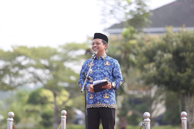 Bupati Pringsewu H. Riyanto Pamungkas Pimpin Upacara Peringatan Harlah Pancasila, Hari Kearsipan, Harkitnas, dan HLH Sedunia 2025