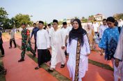 Khidmat, Walikota Eva Dwiana bersama Forkopimda Sholat Idul Adha di Kecamatan Sukarame