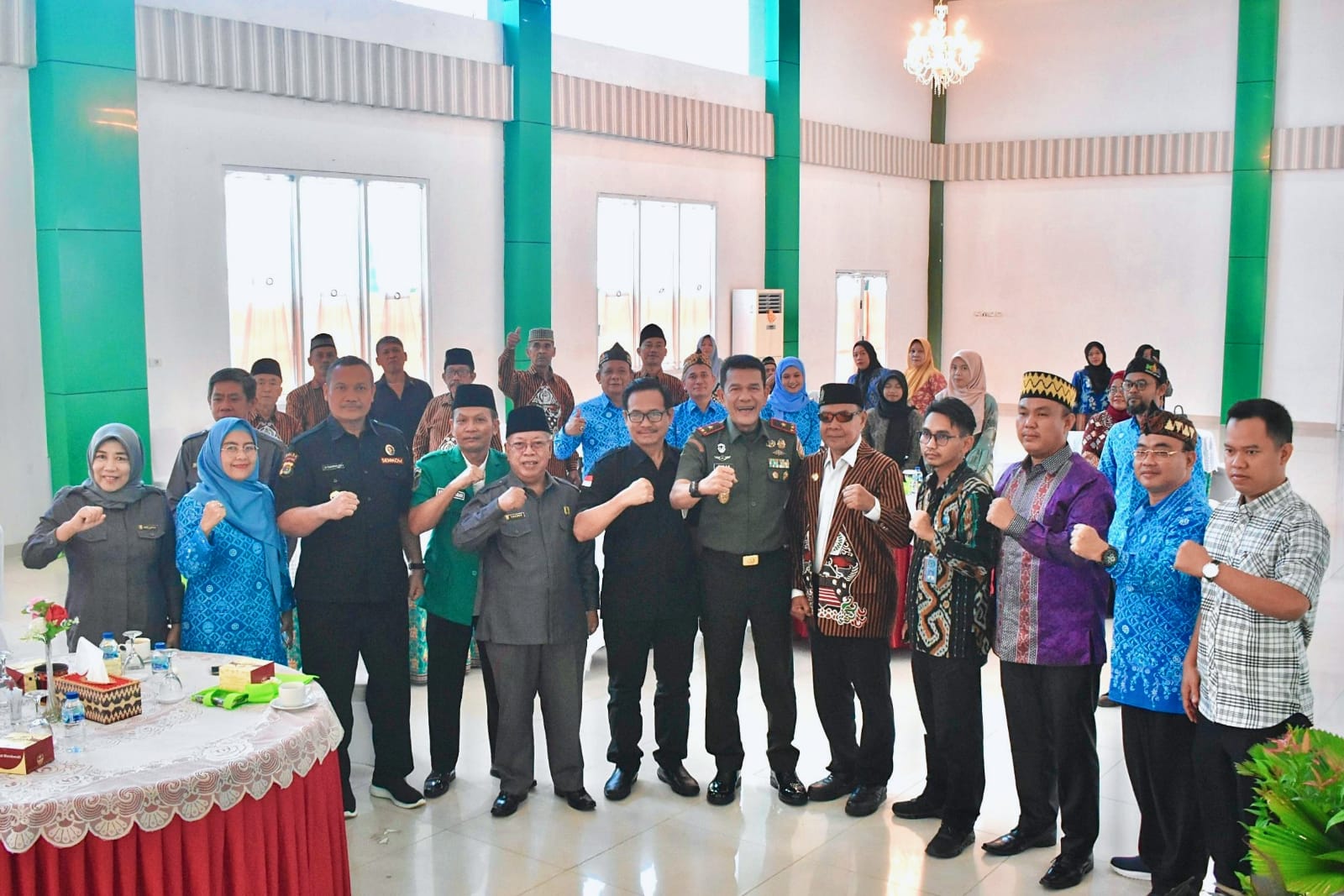 Gelar Komsos, Wujud Nyata Kemanunggalan Korem 043/Gatam dengan Masyarakat
