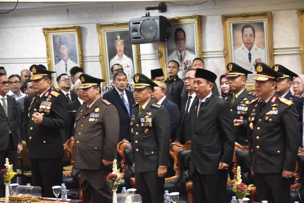Kasrem 043/Gatam Hadiri Pelantikan dan Pengambilan Sumpah Jabatan Sekda Provinsi Lampung