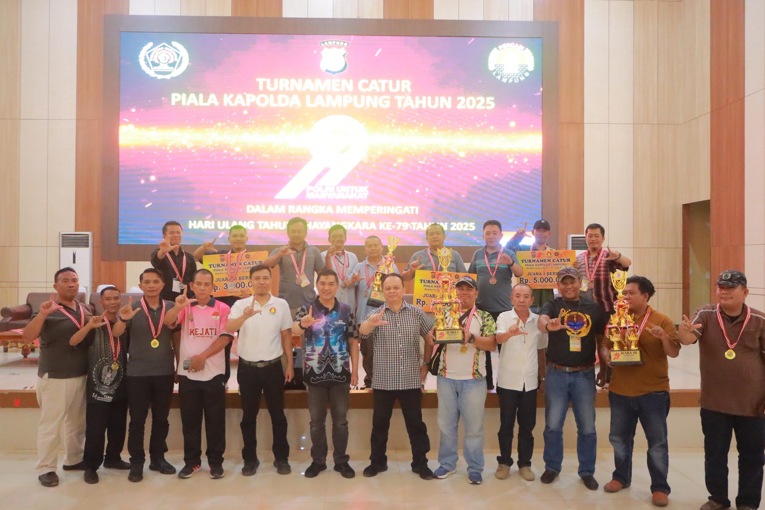 HUT Bhayangkara Polda Lampung Ke-79 : Turnamen Catur Piala Kapolda Cup Berakhir
