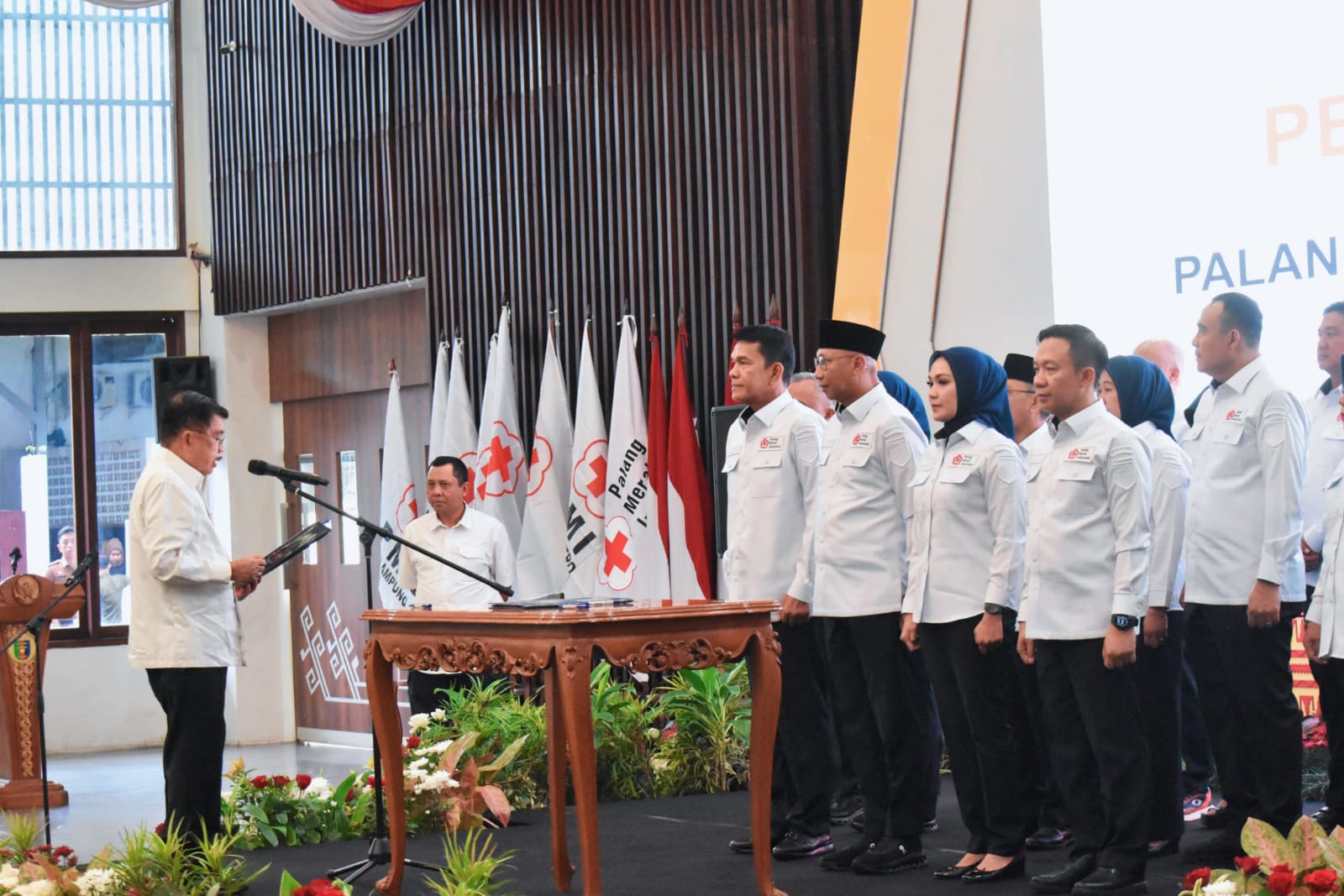 Danrem 043/Gatam Dilantik sebagai Dewan Kehormatan PMI Provinsi Lampung Masa Bakti 2025–2030