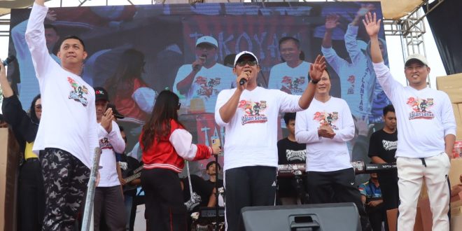 Berlangsung Meriah, Bupati Lampung Tengah Apresiasi Jalan Sehat dan Senam Bersama Polres Lampung Tengah