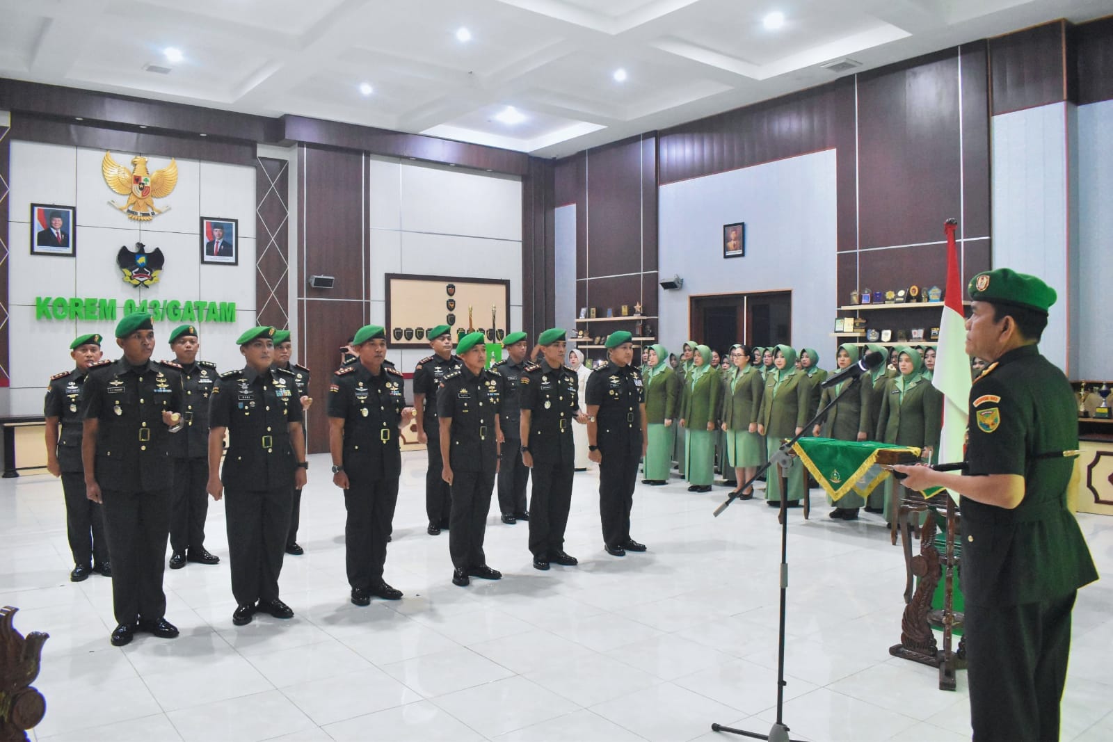 Enam Pejabat Dandim Jajaran Korem 043/Gatam Diserahterimakan