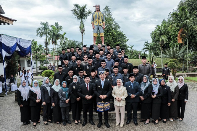 Beda dari Biasanya! Makam Pahlawan Radin Inten II Jadi Saksi Pelantikan Sekda Lampung Selatan