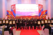 Hari Bhayangkara ke-79 : Kapolda Lampung Berikan Penghargaan Kepada Personel Berprestasi dan Mitra Media