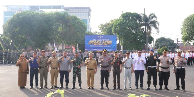 Dandim 0410/KLB Hadiri Apel Gelar Pasukan Operasi Patuh Krakatau 2025