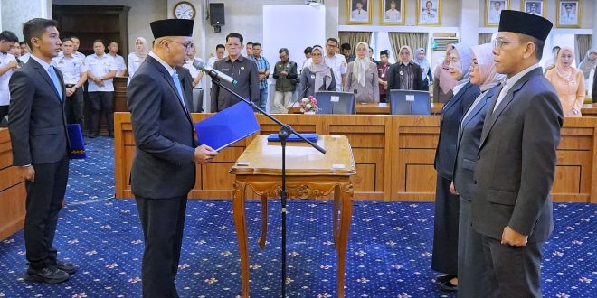 Pelantikan Pejabat Pimpinan Tinggi Pratama, Gubernur Mirza Dorong ASN Jadi Motor Perubahan