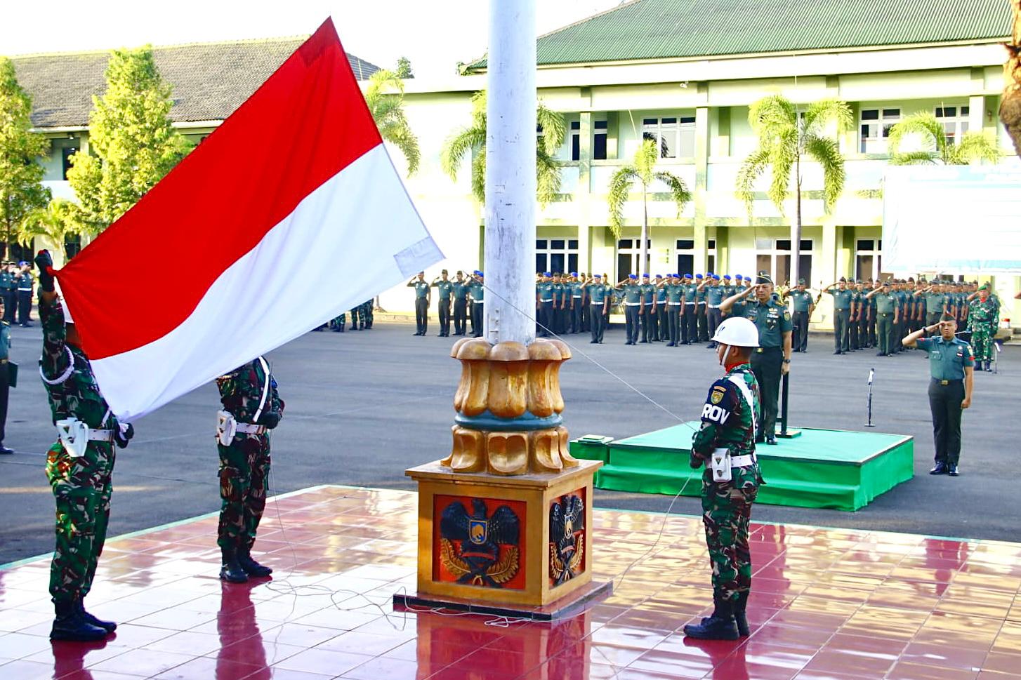 Kasad: Jadikan Upacara Bulanan Simbol Dedikasi, Integritas, dan Tanggung Jawab Sebagai Prajurit Rakyat