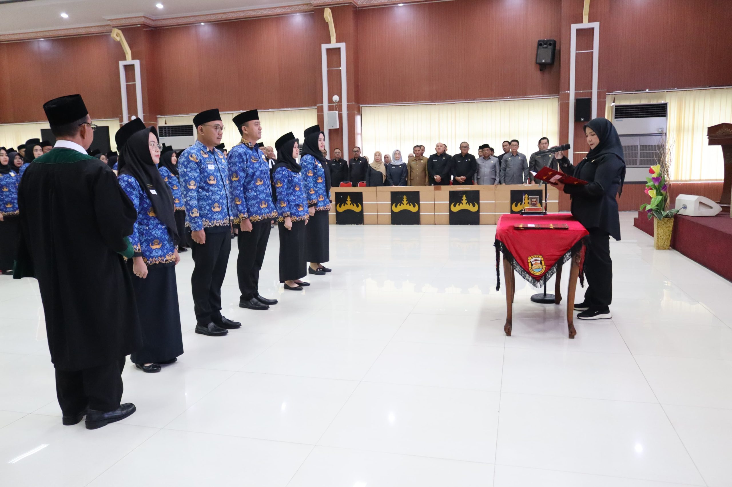 Walikota Bandar lampung Eva Dwiana Melantik PPPK Tahap 1