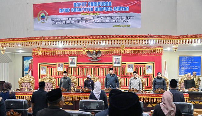 Rapat Paripurna DPRD Lampung Selatan: Pendapatan Daerah 2024 Tembus 99,99 Persen,  Belanja Capai 94 Persen