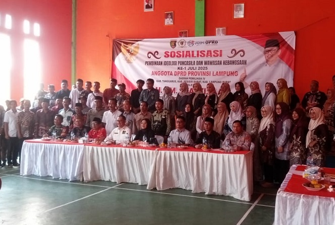 AM. Syafi’i Pembinaan Ideologi Pancasila dan Wawasan Kebangsaan di Pekon Sedayu